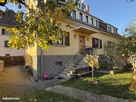 duplex 4 pièces 108 m²