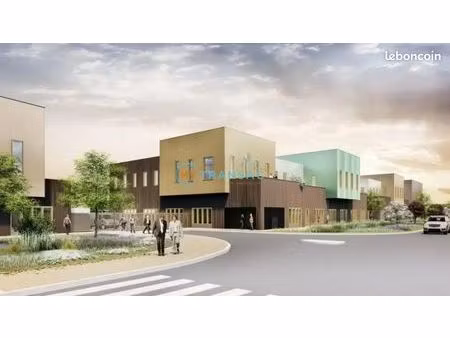 local d'activité 646 m²