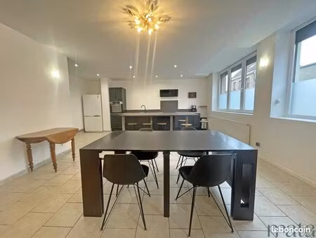 immeuble 8 pièces 255 m²