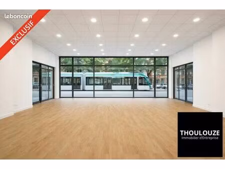 local commercial 160 m²