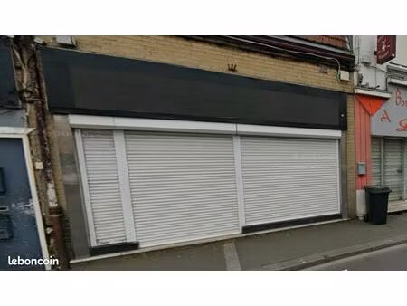a louer local commercial tout commerce
