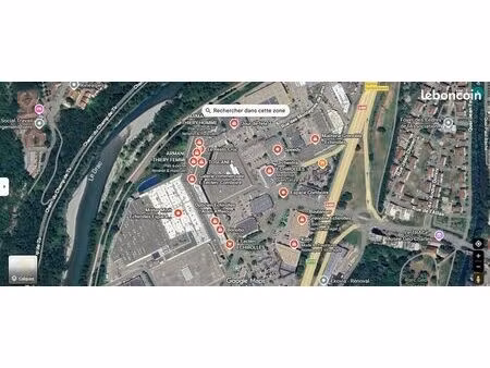 local commercial 660 m² échirolles