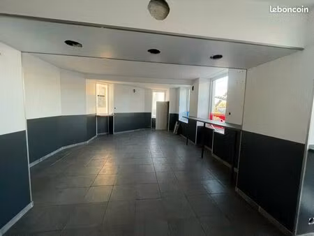 local commercial 80 m²