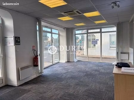 bureaux  local commercial 103 m² les sables-d'olonne