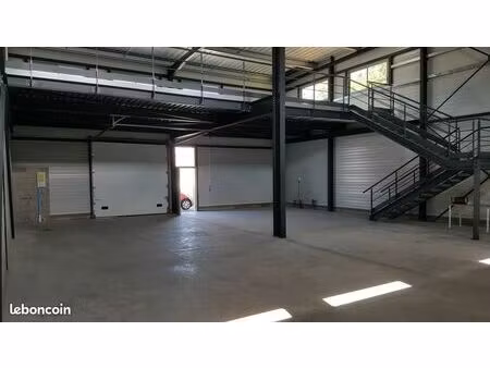 local d’activité neuf 273 m² + cour privative 193 m² – accès semi-remorque – montpellier g