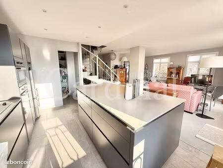 duplex 7 pièces 136 m²