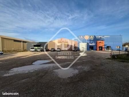 local d'activité 250 m²