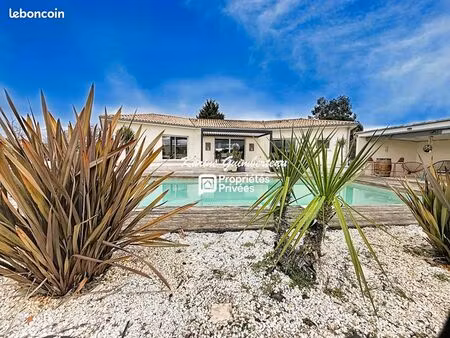 villa 5 pièces 160 m²