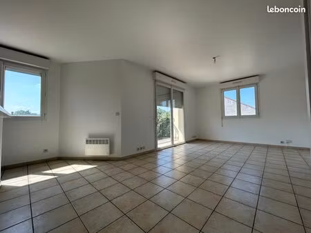 appartement f2 montfermeil