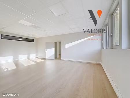 bureaux 165 m²