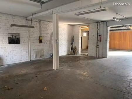 local professionnel idéal bureau  profession libéral  atelier d'artiste