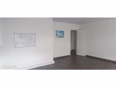 auray bureau a louer