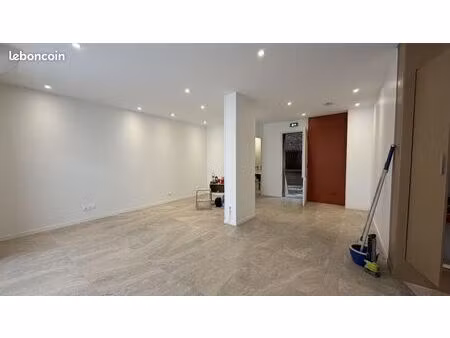 local commercial 36 m²