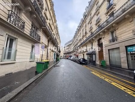 local commercial 245 m²