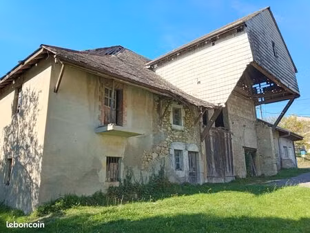 ferme 3 pièces 300 m²