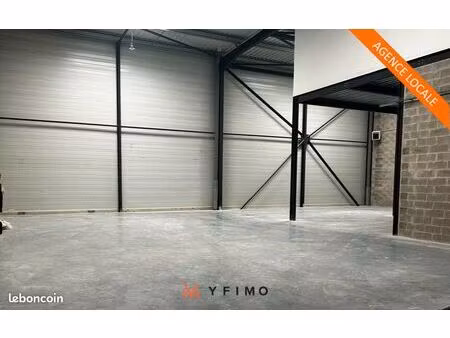 local bureaux 888 m²