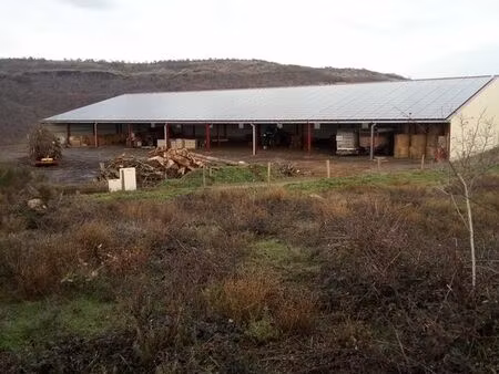 bâtiment de stockage
