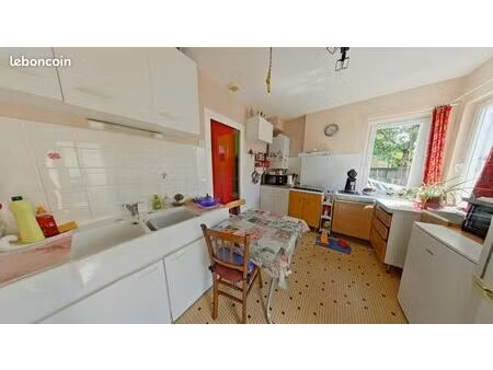 immeuble 7 pièces 152 m²