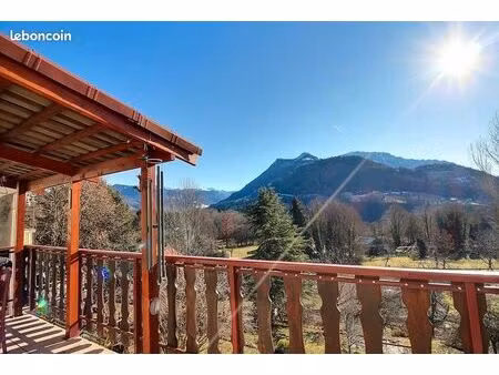 maison 6 pièces 163 m²