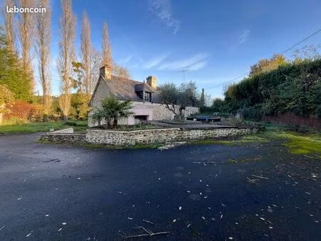 longère en pierre avec appartement  entrée indépendance aux portes de guingamp