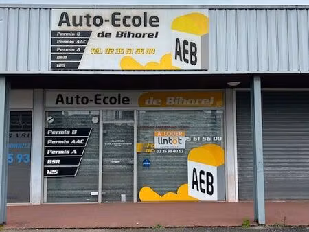 local commercial 47 m² bihorel