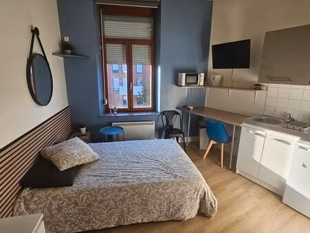 studio 18 m² au 1er étage