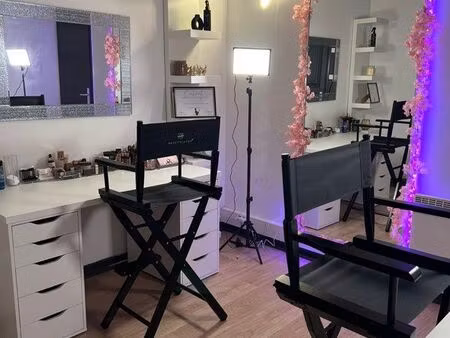 location d’une pièce dans un magasin de robe de mariée