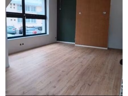 local commercial ou bureaux