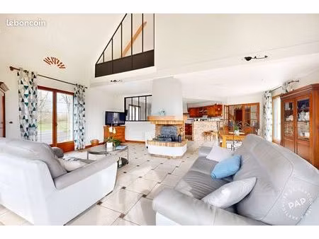 maison 170 m2 + dépendance 50 m2 44 héric 220m2 au total sur 2790m2 de terrain