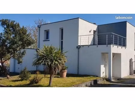 vends maison individuelle