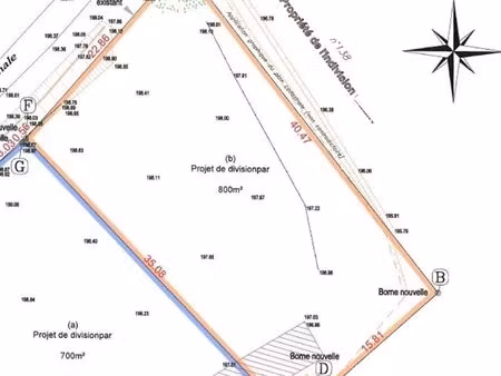 terrain constructible 800m²