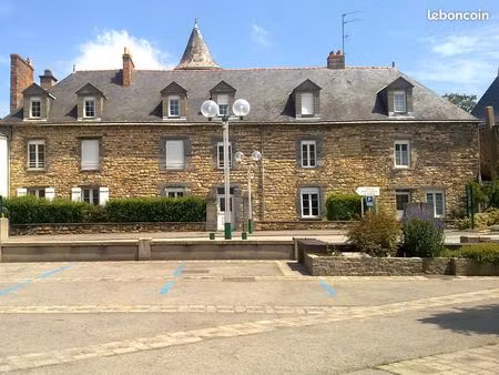 immeuble 520 m² derval