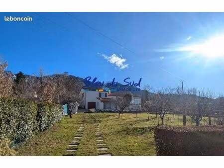 villa 5 pièces 127 m²