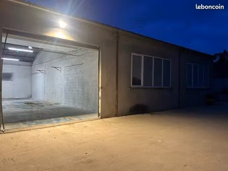 location dépôt local entrepôt