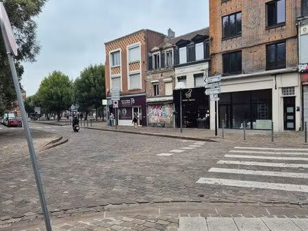 local commerciales à louer