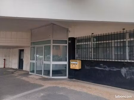 local commercial 133 m² – centre-ville villeneuve d'ascq – disponible immédiatement