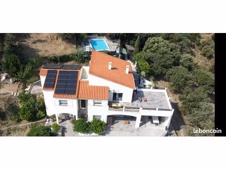 propriété de 4 hectares divisées en 3 parcelles: villa 200m2 (entièrement restaurée) + une