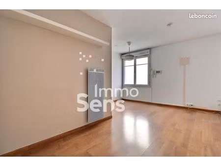 commerce professions libérales 26 m²