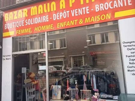 bail a céder loyer petit prix pour 100m2 à saisir