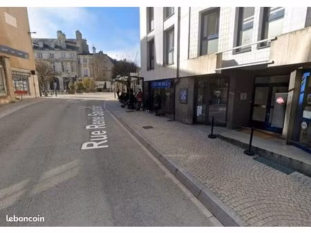 local commercial 107 m²