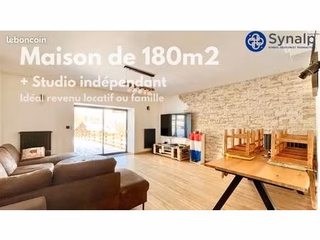 maison 5 pièces 213 m²