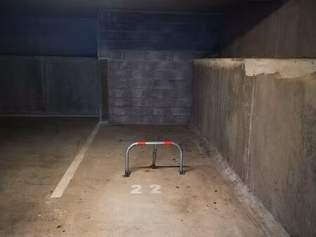 loue parking couvert sécurisé st andré lez lille