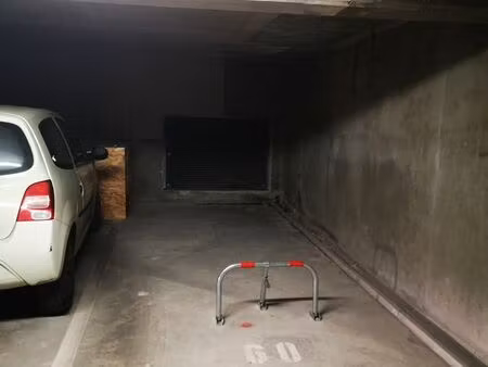loue parking couvert sécurisé st andré lez lille