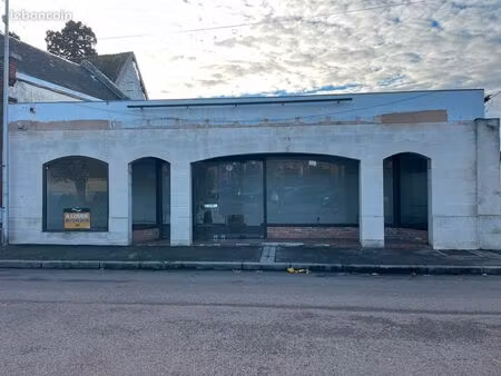local commercial avec maison