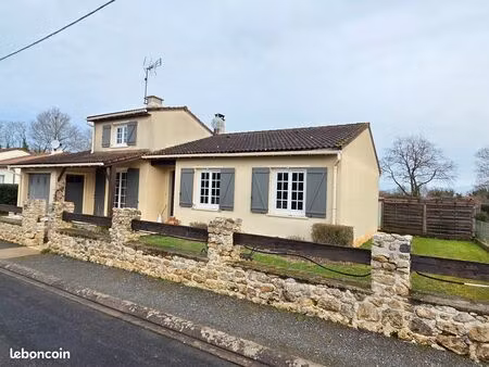 pavillon plain-pied 93m² avec piscine