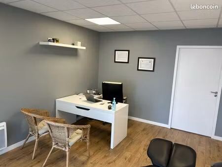 location cabinet à saint avé 56