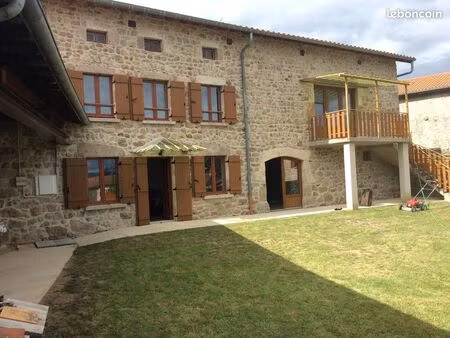 ancienne ferme de haute loire