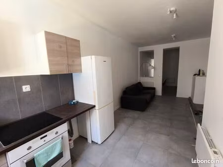 loue maison 3 chambres + jardin