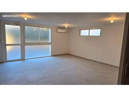 bureau ou cabinet médical