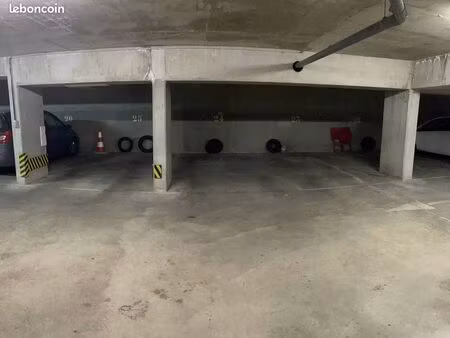 place de parking à louer paris 13ème